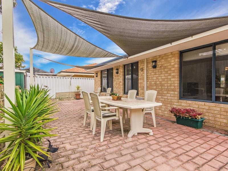 14 Mulloway Place, Warnbro WA 6169