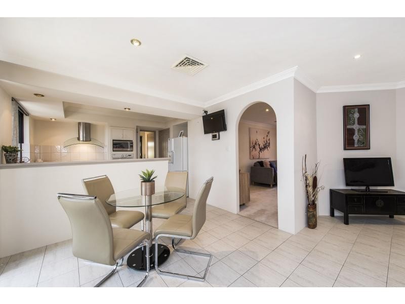 2/13 Parsons Avenue, Manning WA 6152