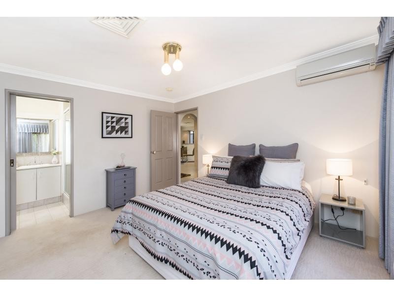 2/13 Parsons Avenue, Manning WA 6152