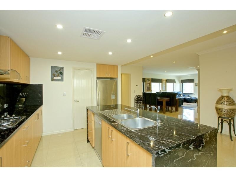 20B Balcombe Street, Westminster WA 6061