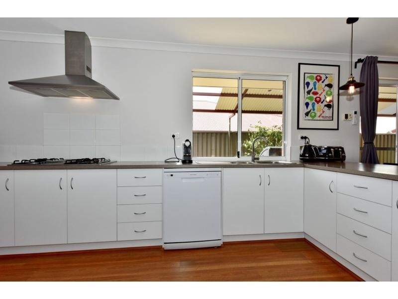 63 Marden Grange, Aveley WA 6069