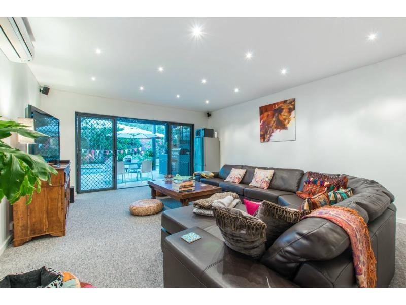 9 Inglis Court, Kingsley WA 6026