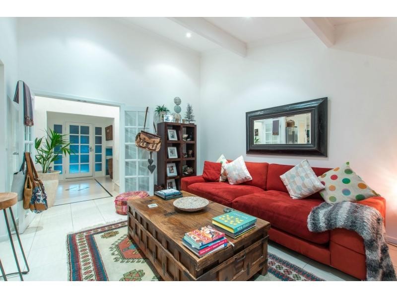 9 Inglis Court, Kingsley WA 6026