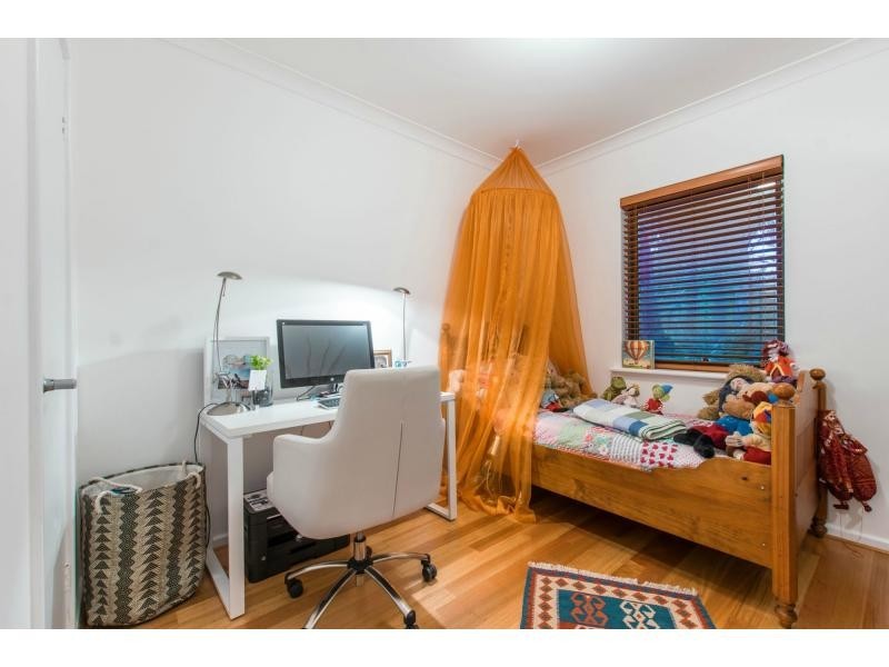 9 Inglis Court, Kingsley WA 6026