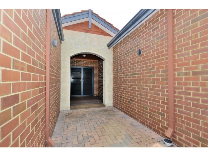 10 Gleeson Entrance, Aveley WA 6069