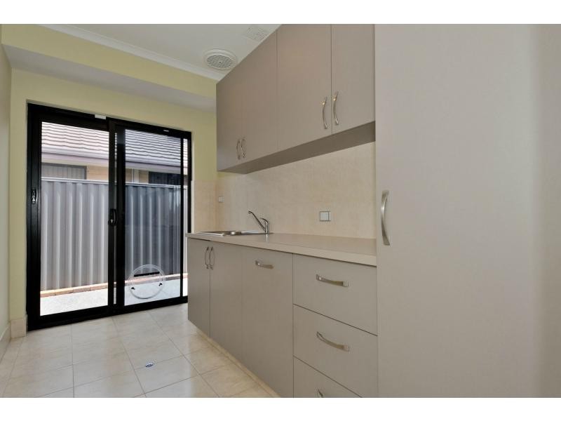 10 Gleeson Entrance, Aveley WA 6069