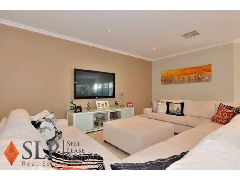 22 Portmarnock Drive, The Vines WA 6069