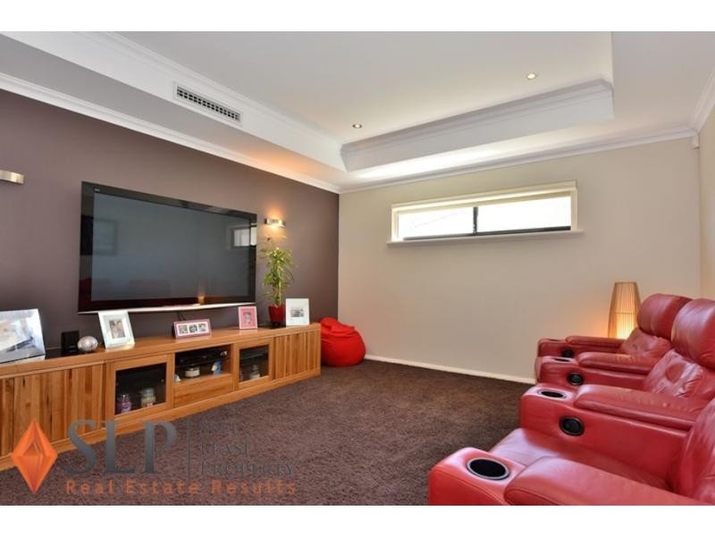 22 Portmarnock Drive, The Vines WA 6069