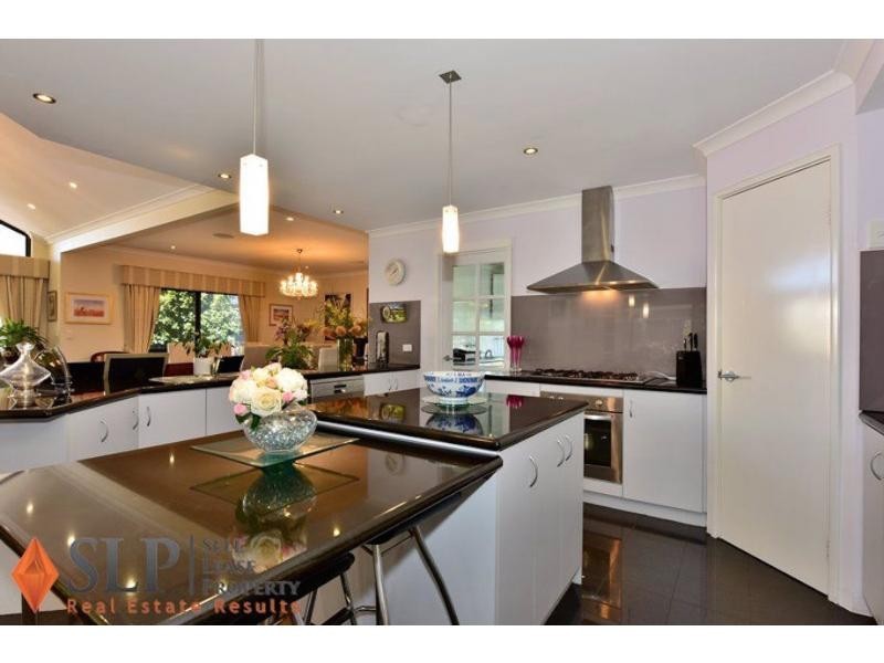 10 Kerries Link, The Vines WA 6069