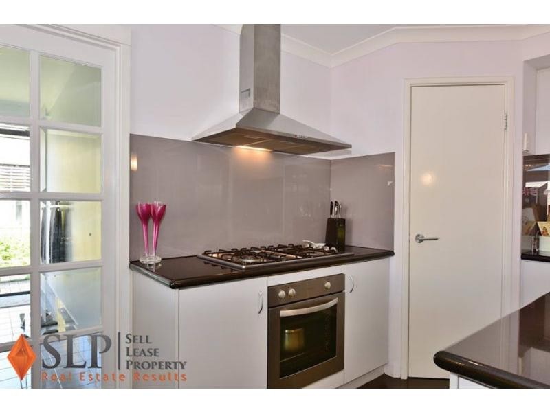 10 Kerries Link, The Vines WA 6069