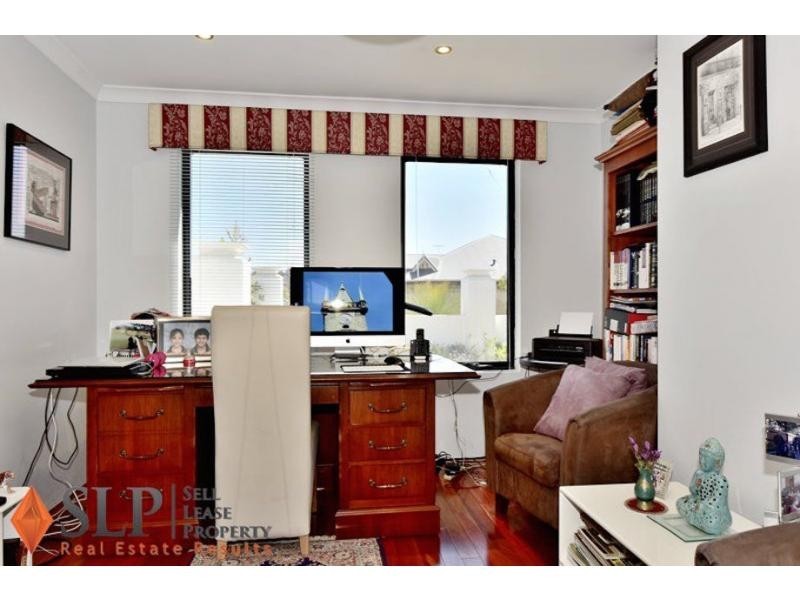 10 Kerries Link, The Vines WA 6069