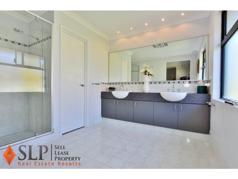10 Kerries Link, The Vines WA 6069