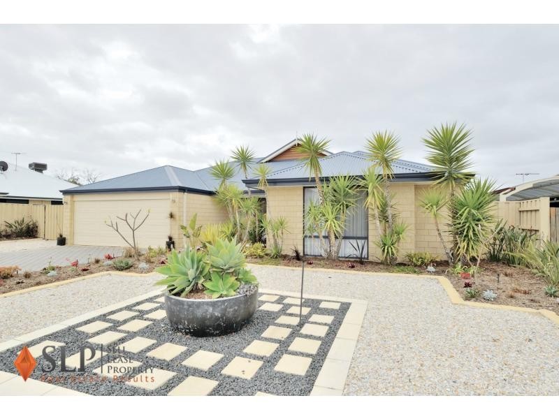 16 Petworth Drive, The Vines WA 6069