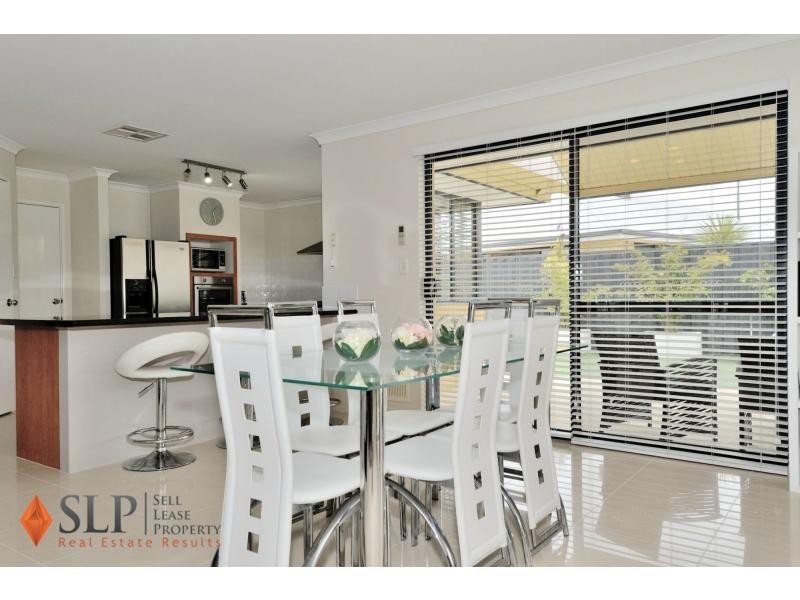 16 Petworth Drive, The Vines WA 6069