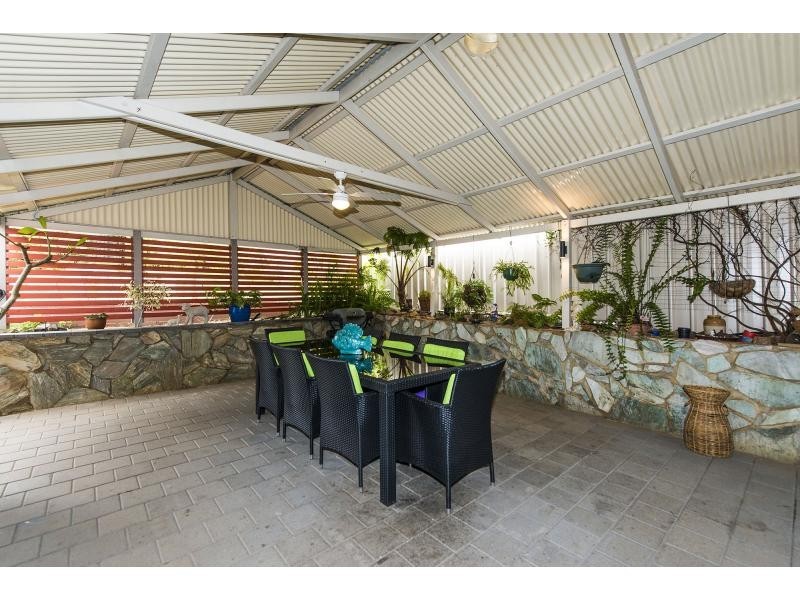 27 Linton Street, Byford WA 6122