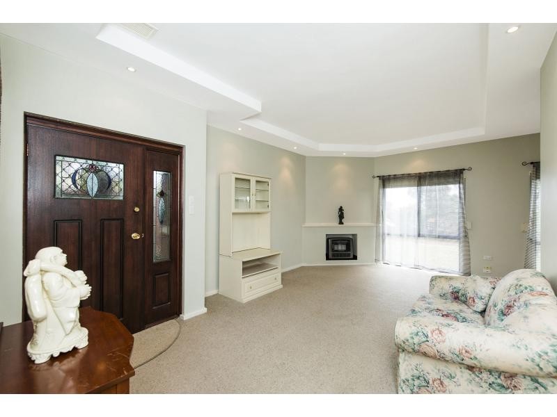 27 Linton Street, Byford WA 6122