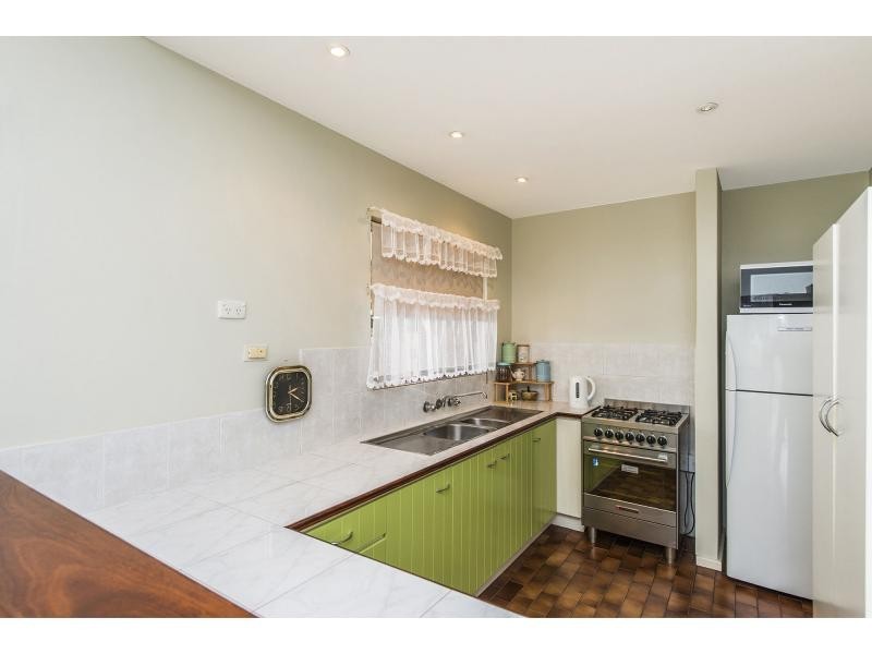 27 Linton Street, Byford WA 6122