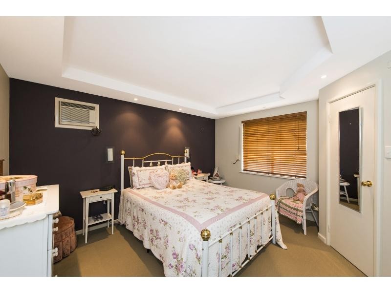 27 Linton Street, Byford WA 6122