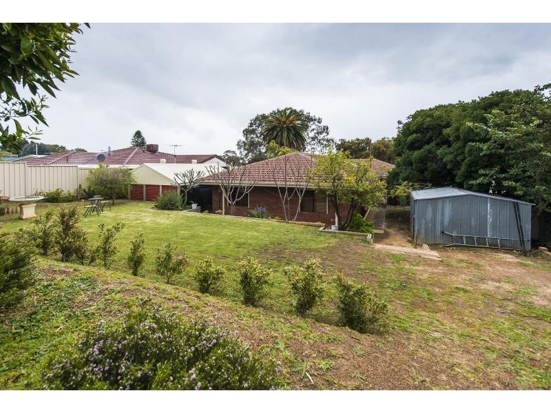 27 Linton Street, Byford WA 6122