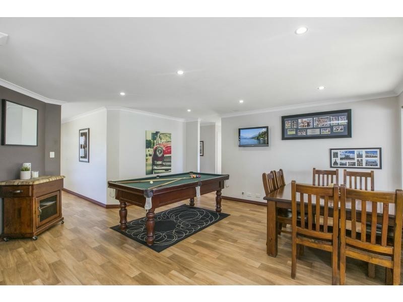 94B The Avenue, Warnbro WA 6169