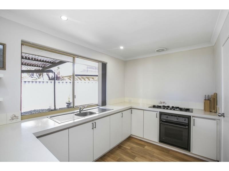 94B The Avenue, Warnbro WA 6169