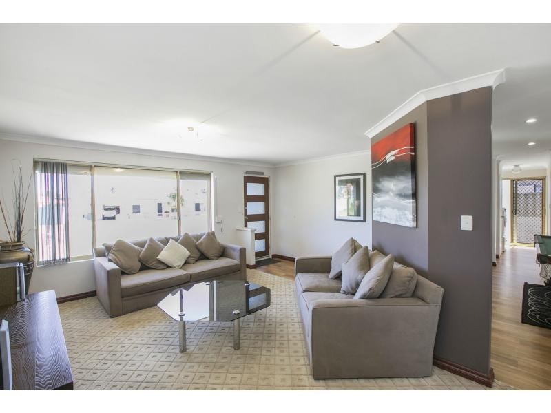 94B The Avenue, Warnbro WA 6169