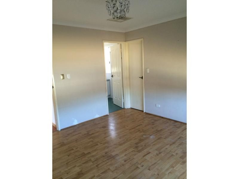 2 Hare Court, Willagee WA 6156