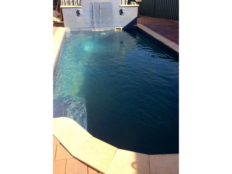 2 Hare Court, Willagee WA 6156