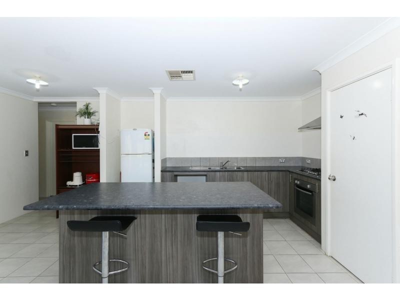 75 Cilantro Parkway, Seville Grove WA 6112