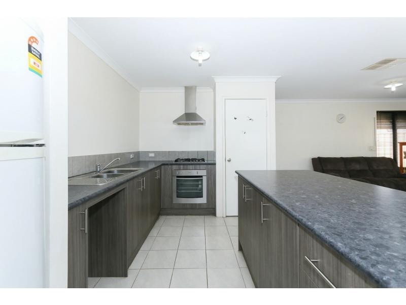 75 Cilantro Parkway, Seville Grove WA 6112