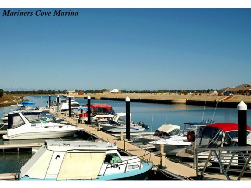 8 Anhinga Trail, Dudley Park WA 6210