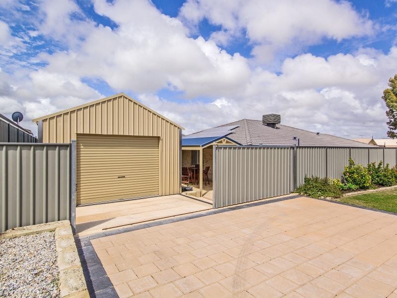 16 Nundle Road, Baldivis WA 6171