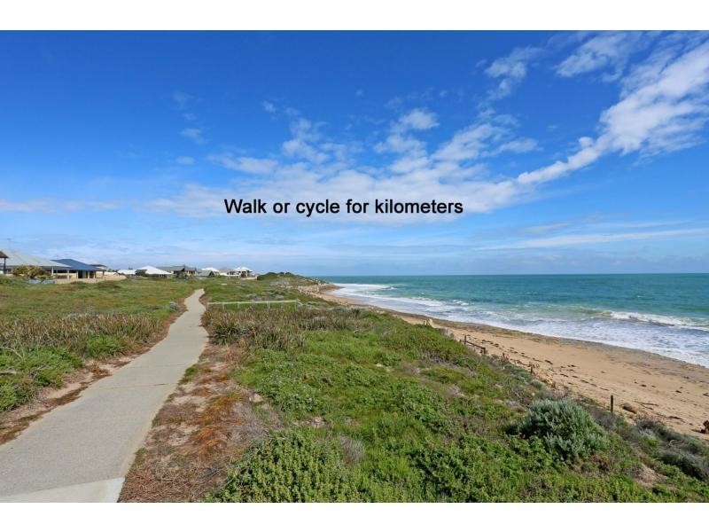 316 Peelwood Parade, Halls Head WA 6210