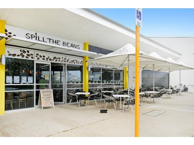 316 Peelwood Parade, Halls Head WA 6210