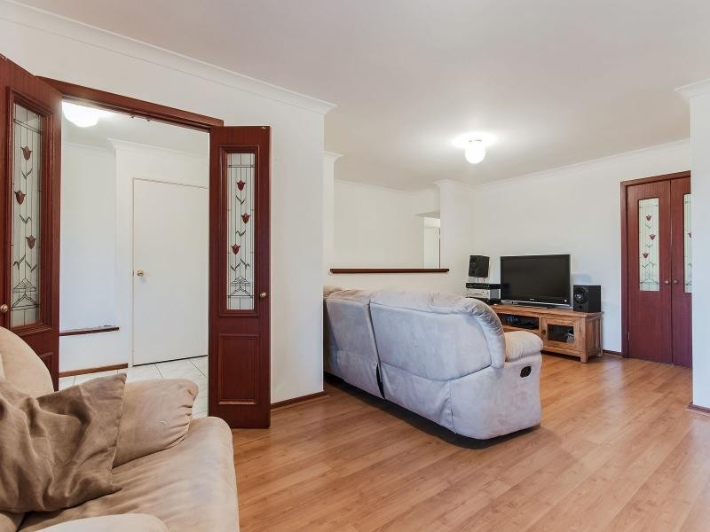 23 Port Royal Drive, Safety Bay WA 6169