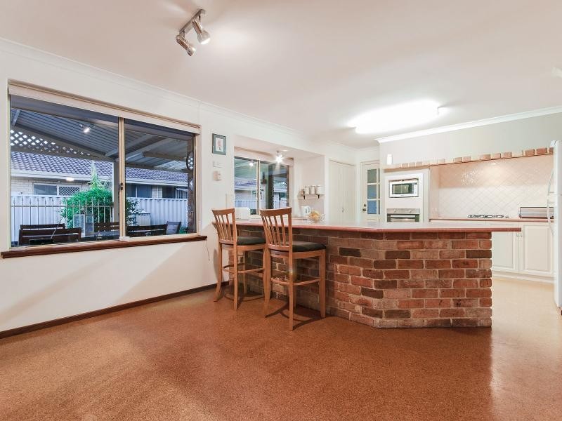 23 Port Royal Drive, Safety Bay WA 6169