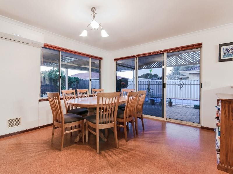 23 Port Royal Drive, Safety Bay WA 6169