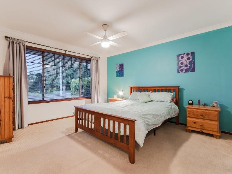 23 Port Royal Drive, Safety Bay WA 6169