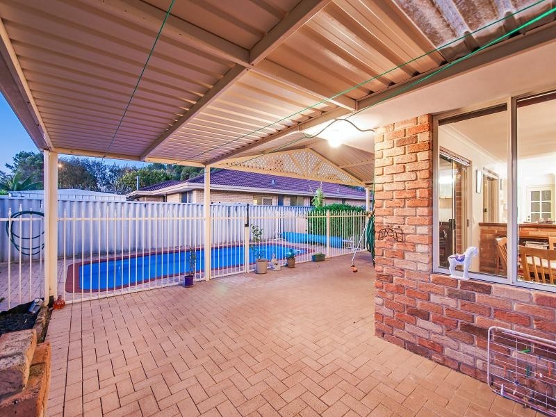 23 Port Royal Drive, Safety Bay WA 6169