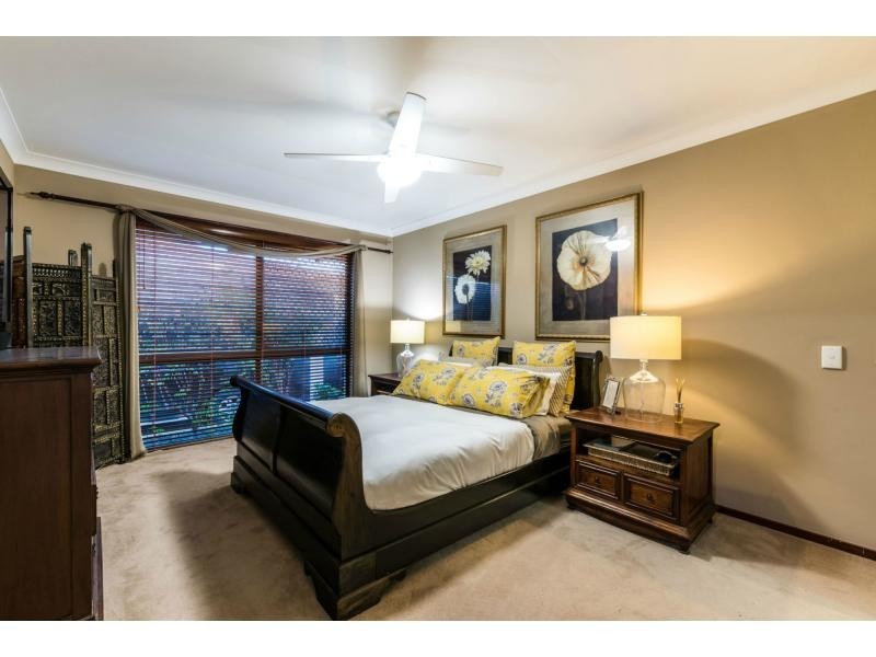 55 Waterloo Crescent, Lesmurdie WA 6076