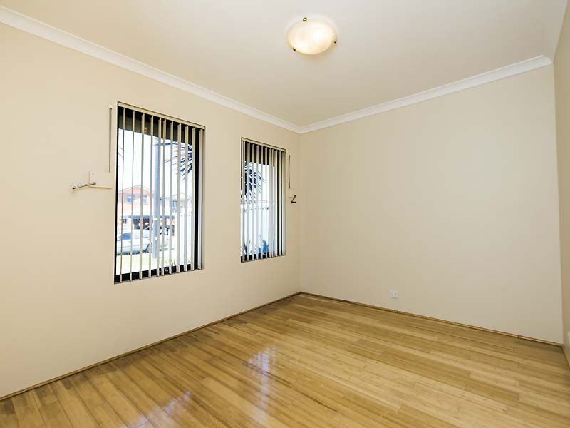 72 Rae Road, Shoalwater WA 6169