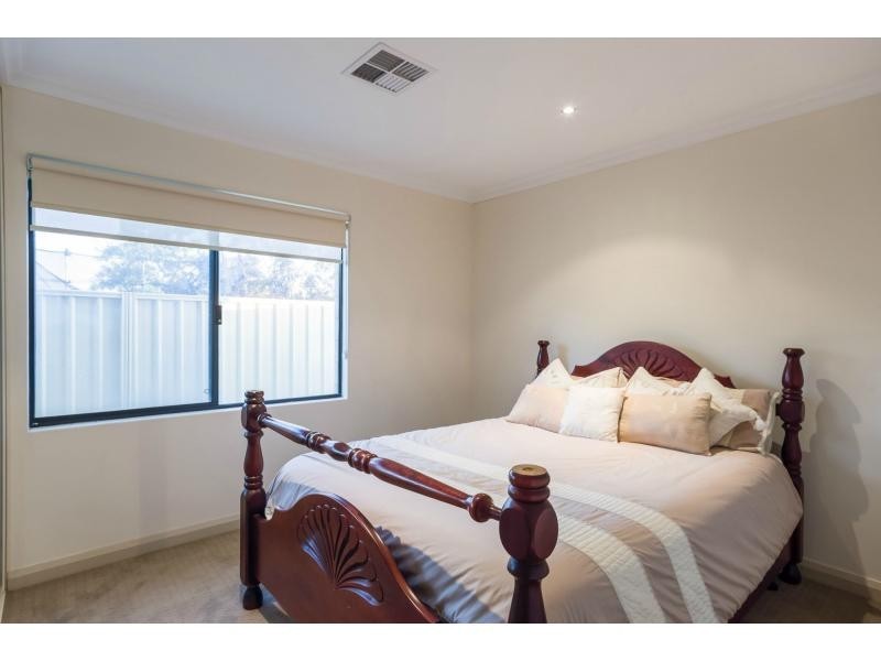 12 Susan Road, Madeley WA 6065