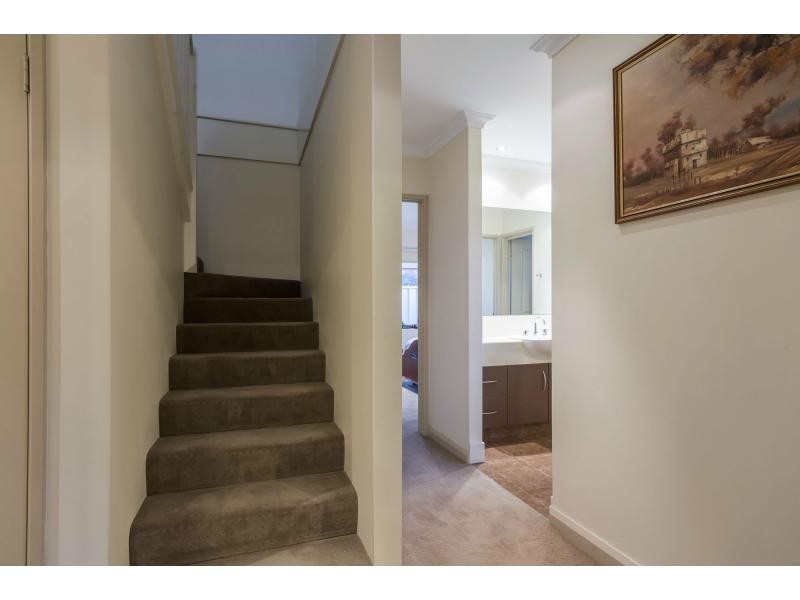 12 Susan Road, Madeley WA 6065