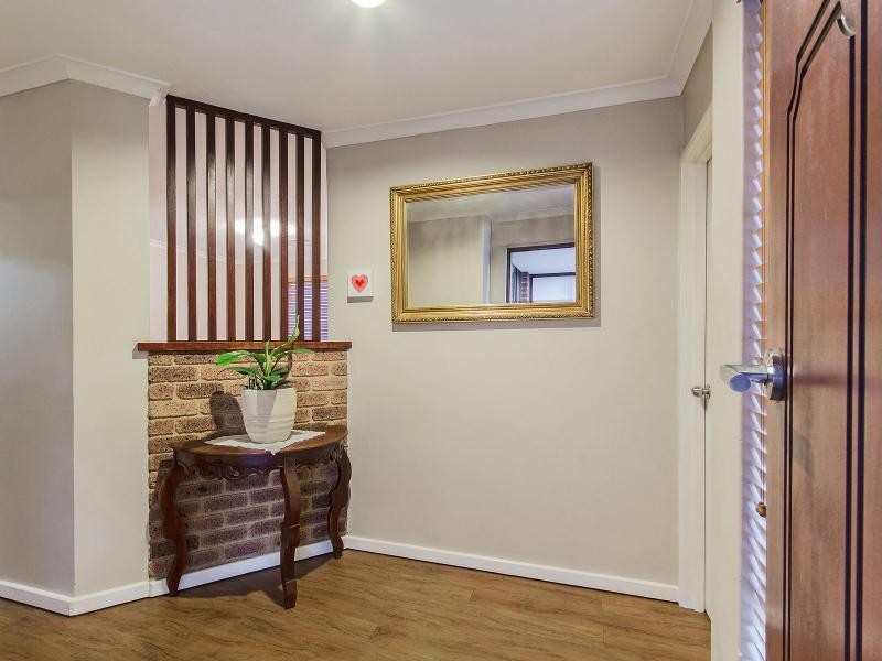 13 Trinidad Street, Safety Bay WA 6169