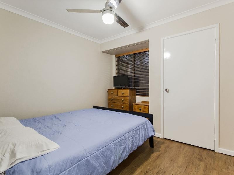 13 Trinidad Street, Safety Bay WA 6169