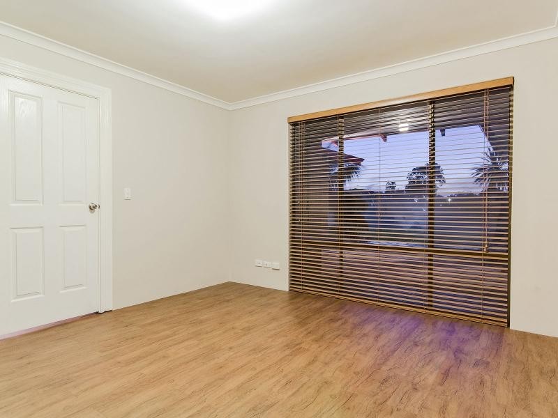 13 Trinidad Street, Safety Bay WA 6169