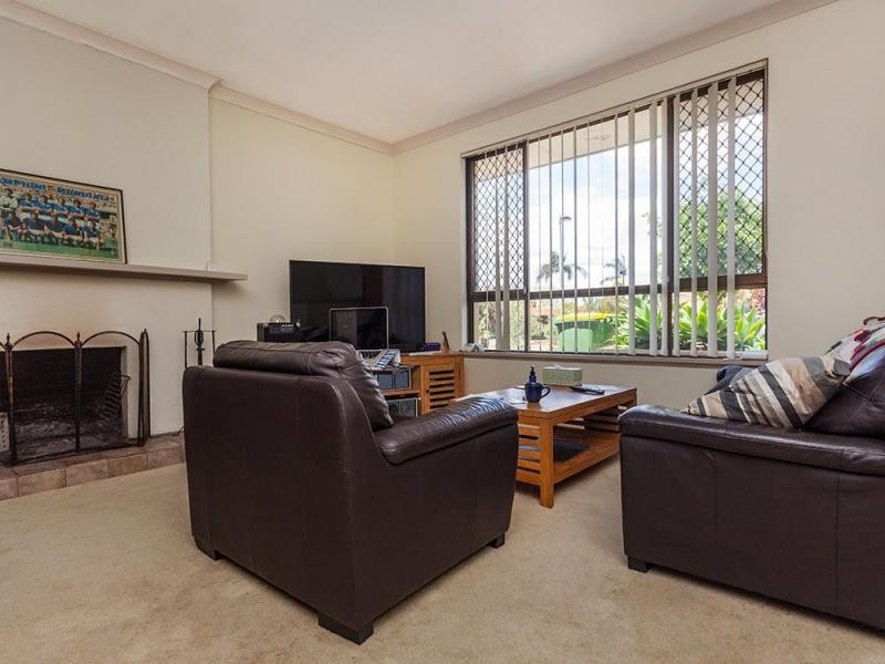 21 Wheatley Drive, Bull Creek WA 6149