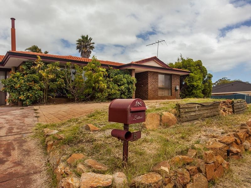 6 Matthew Avenue, Leeming WA 6149