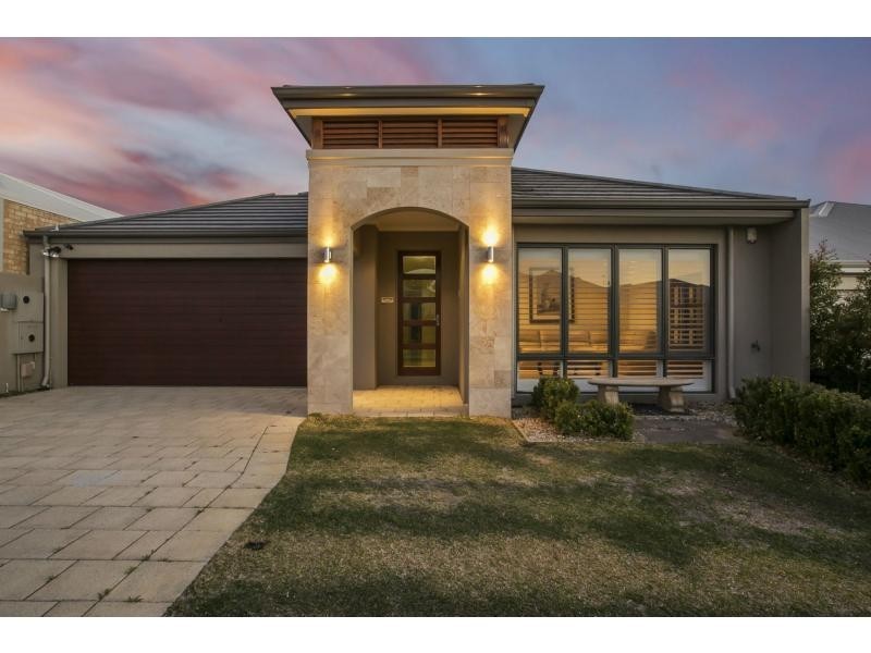 24 Panzano Circuit, Woodvale WA 6026