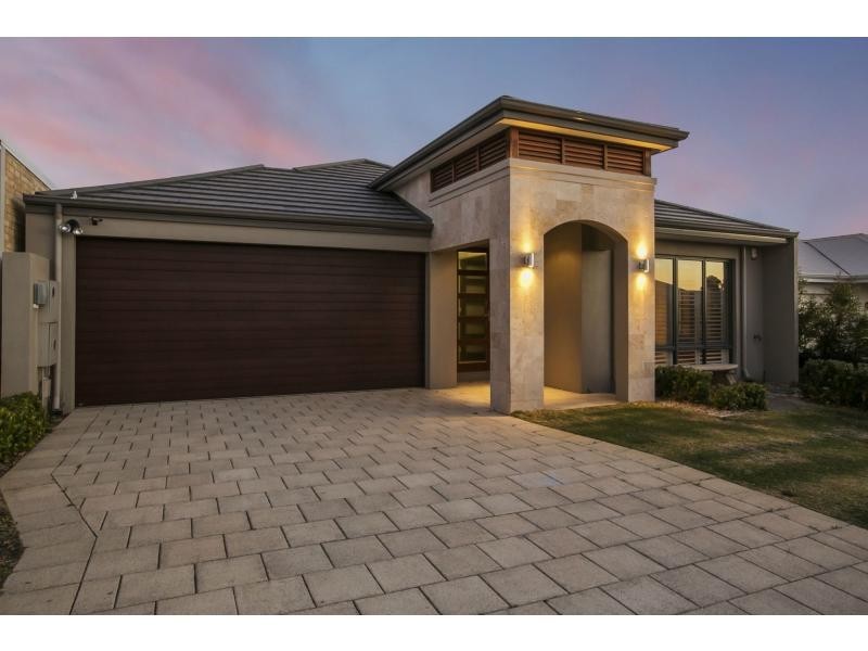 24 Panzano Circuit, Woodvale WA 6026